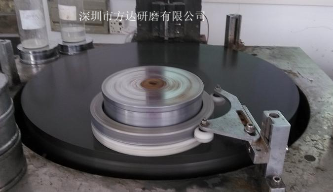 蜜桃精品在线研磨外观 蜜桃精品在线研磨外观